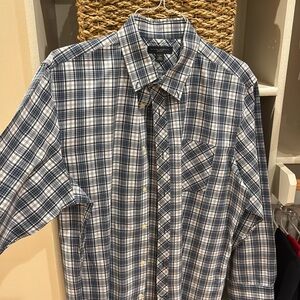 Men’s Banana Republic slim fit dress shirt